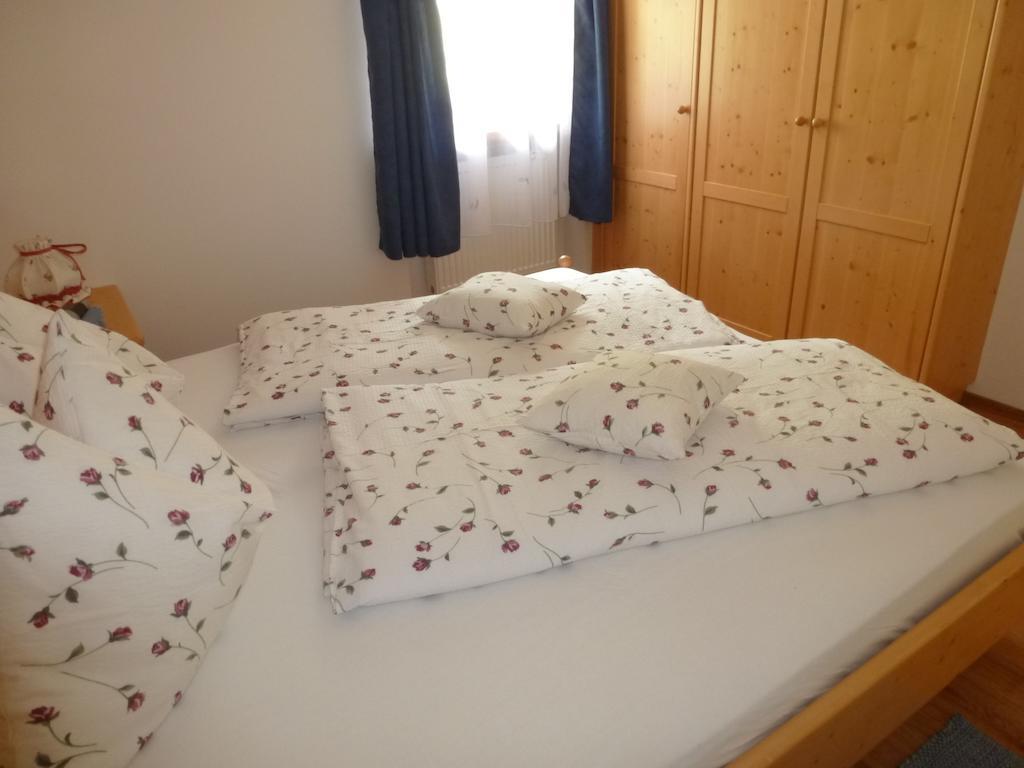 Galler Am Berg San Candido Szoba fotó